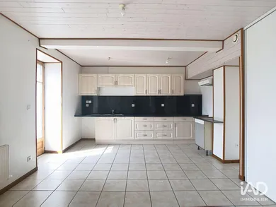 Appartement à LARAJASSE (69590)