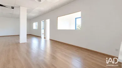 Local d’activité à AUBAGNE (13400)