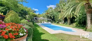 Maison à ROQUEFORT-LES-PINS (06330)