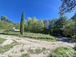 Terrain à ENTRECHAUX (84340)