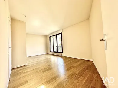 Appartement à RUEIL-MALMAISON (92500)