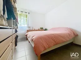 Appartement à VELAUX (13880)