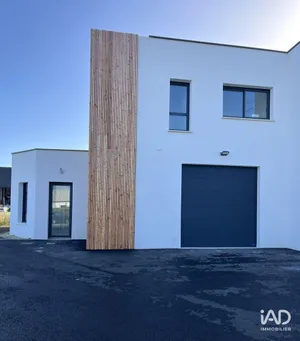 Local d’activité à LES PONTS-DE-CÉ (49130)