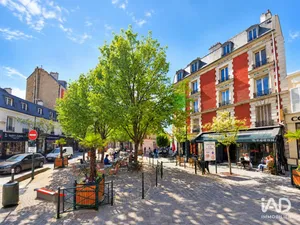 Boutique/Local commercial à LA GARENNE-COLOMBES (92250)
