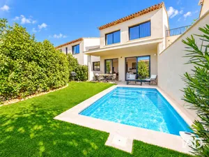 Maison à SAINTE-MAXIME (83120)