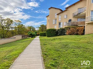 Appartement à SAINT-GENIS-LAVAL (69230)