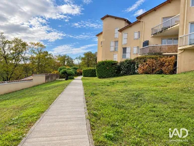 Appartement à SAINT-GENIS-LAVAL (69230)