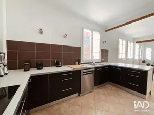 Appartement à AIX-EN-PROVENCE (13100)