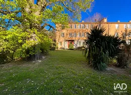 Apartment in AIX-EN-PROVENCE (13100)