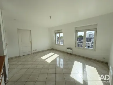 Appartement à SAINT-FARGEAU-PONTHIERRY (77310)