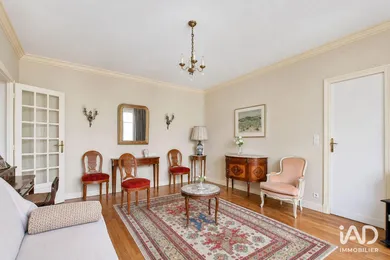 Appartement à PARIS (75016)