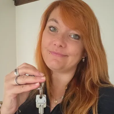 Julie Devos
