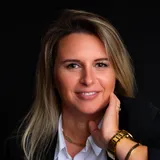 Mélanie COMBE