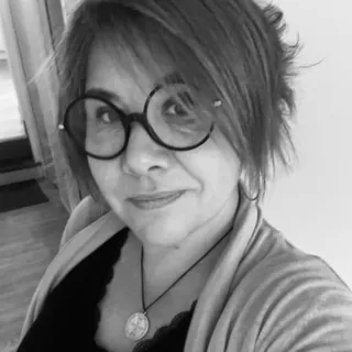 Ingrid Van-Rell Ingrid Van-Rell