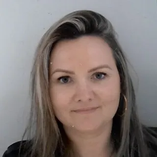 Alexandra Dujardin Alexandra Dujardin