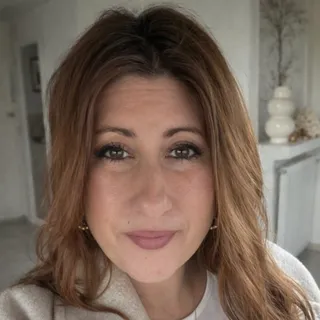 Deborah Claveau-Darguence