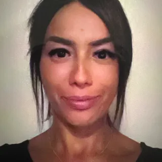 Farrah Dris Farrah Dris