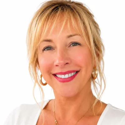 Cynthia MOUILLEFERT