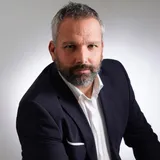 Jonathan Lavaure