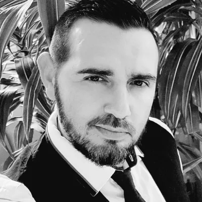 Michael Lapuente
