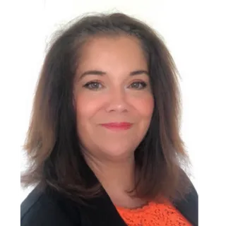 Macha Bezard Macha Bezard