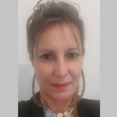 Isabelle Lyron