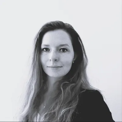 Julia Barry