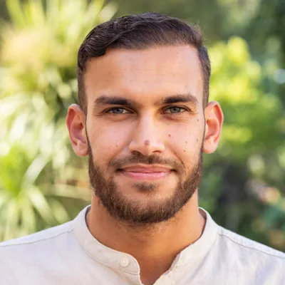 Yacine Selmi