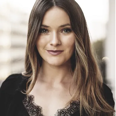 Laura Mayer
