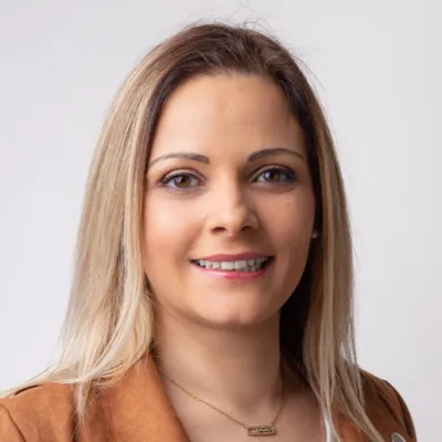 Delphine De Oliveira