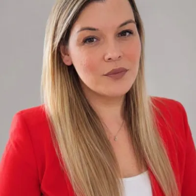 Paula Lopes