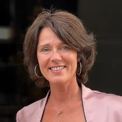 Arline Effertz