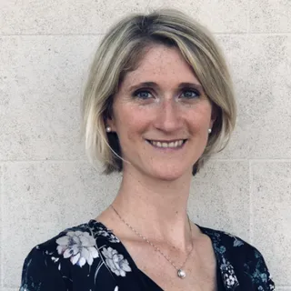 Claire Parnisari