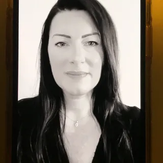 Nadège Perelli Nadège Perelli