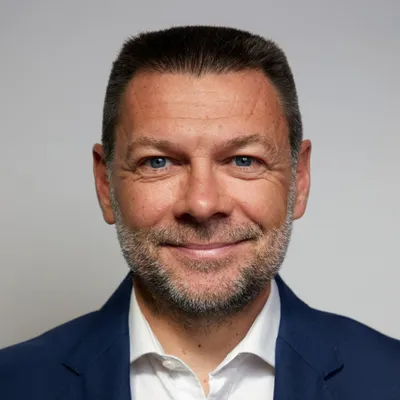 Regis Simon