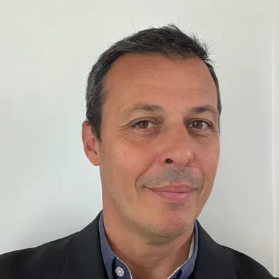 Izem Boujdi