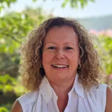 Dinara De Moura Machado