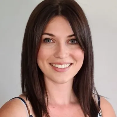 Cassandra Robert