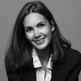 Julie Petrich-Combe Julie Petrich-Combe