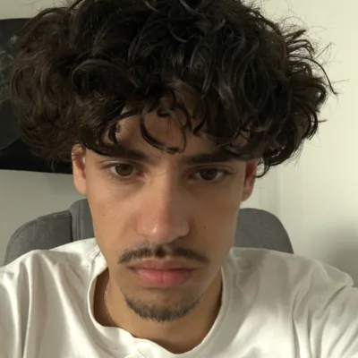 Adam Boukhatem