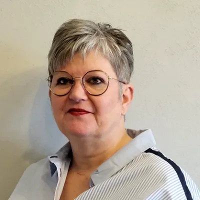 Agnès SALARIS