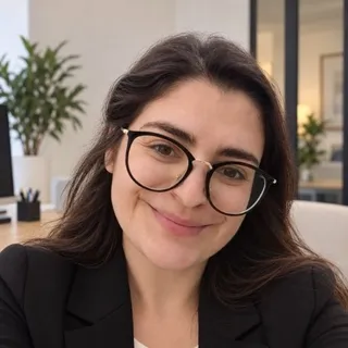Astréa Brun Astréa Brun