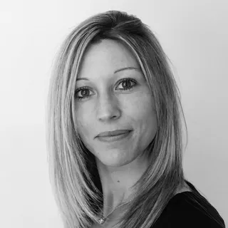 Laura VELASQUEZ Laura VELASQUEZ