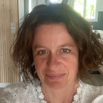 Suzy Jolly