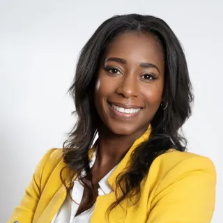 Neslie Canvot Neslie Canvot