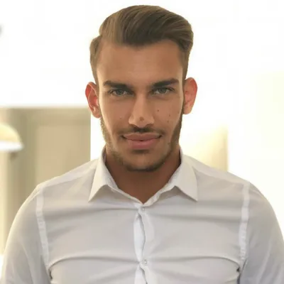 Yacine Selmi