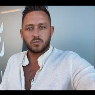 Thomas Serre Thomas Serre