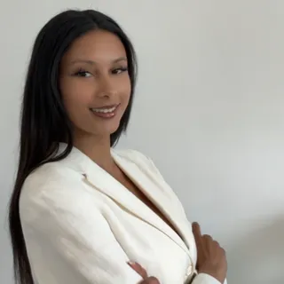 Claire Schröder Claire Schröder