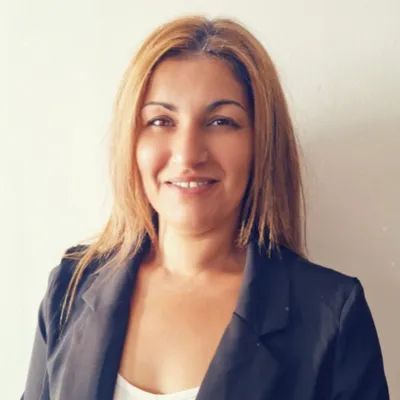 Faiza Ozer