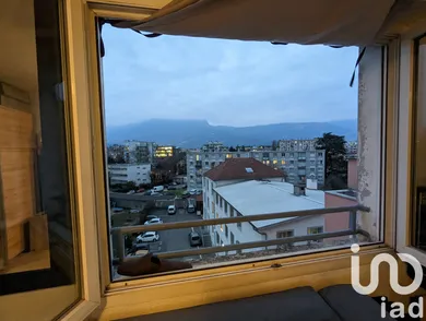 Apartment in Grenoble (38100)